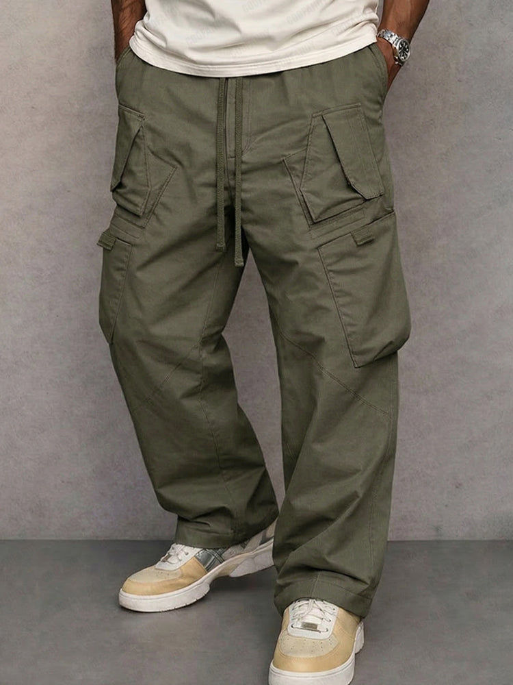 Pantalones cargo de corte recto y estilo urbano
